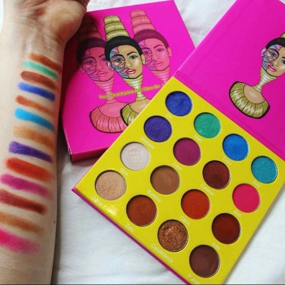 💗JUVIAS PLACE THE MASQUERADE PALETTE - LARGE - Picture 10 of 15